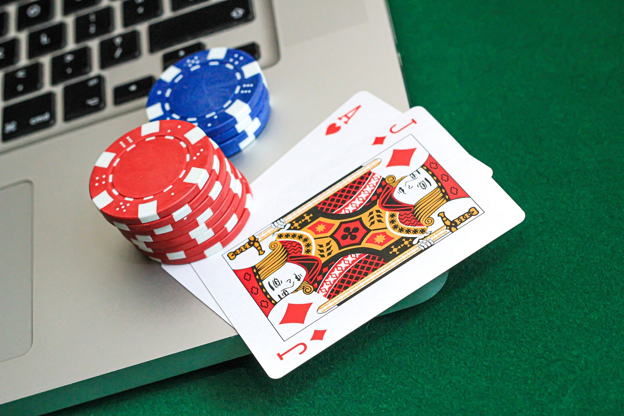 5 Ways Technology is Being Used to Improve Card Games!
